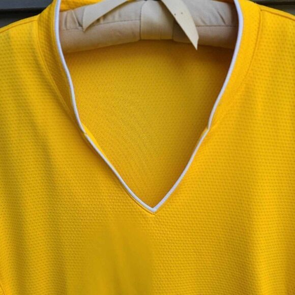 Lady Hagen Yellow Sleeveless Golf Top size Large - Picture 7 of 9